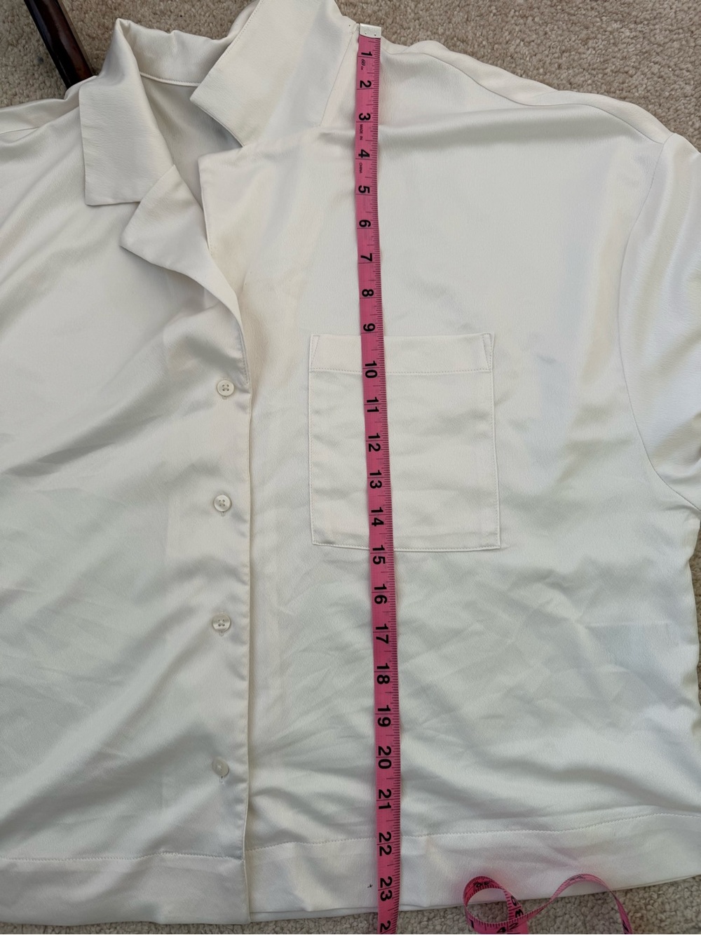 GAP Cream Short-Sleeve Button-Front Oversized Satin Shirt - Picture 4 of 7